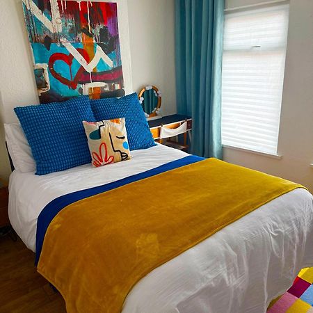 Bloom19 Traditional Belfast Entire House 10 Mins From City Centre المظهر الخارجي الصورة